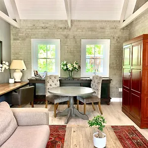 Guest house One Oak, Somerset West